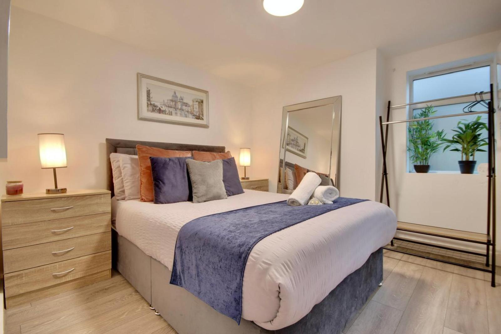 Southsea Getaway Apartment With Pool Table And Hot Tub بورتسماوث المظهر الخارجي الصورة
