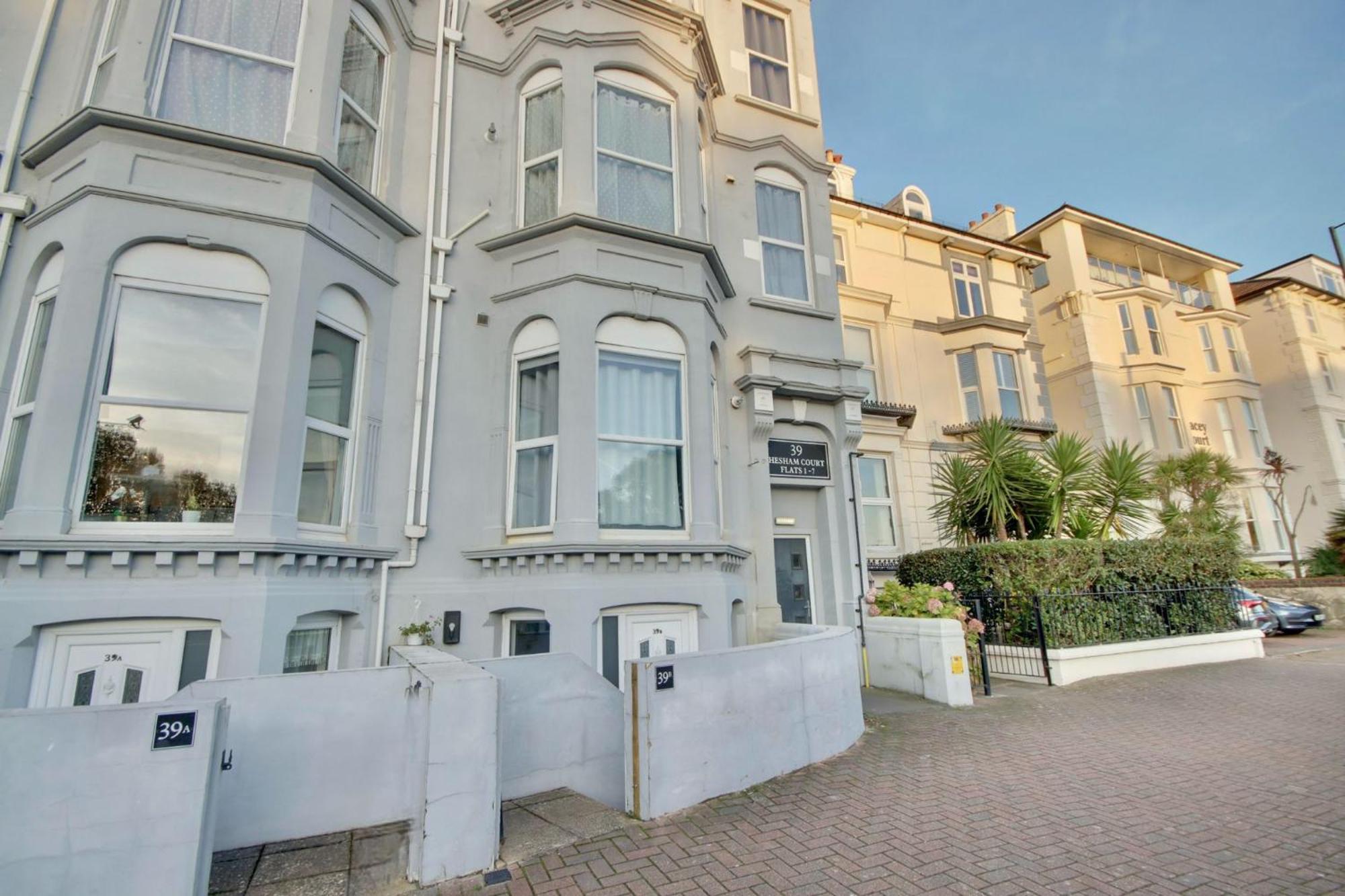 Southsea Getaway Apartment With Pool Table And Hot Tub بورتسماوث المظهر الخارجي الصورة
